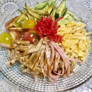 冷やし中華のサラダ風